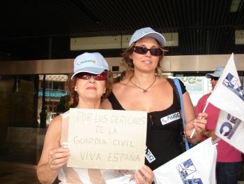 PROHIBICIÓN GUBERNATIVA DE LA MANIFESTACIÓN DEL 18-S. RESPUESTA DE AUGC y UO