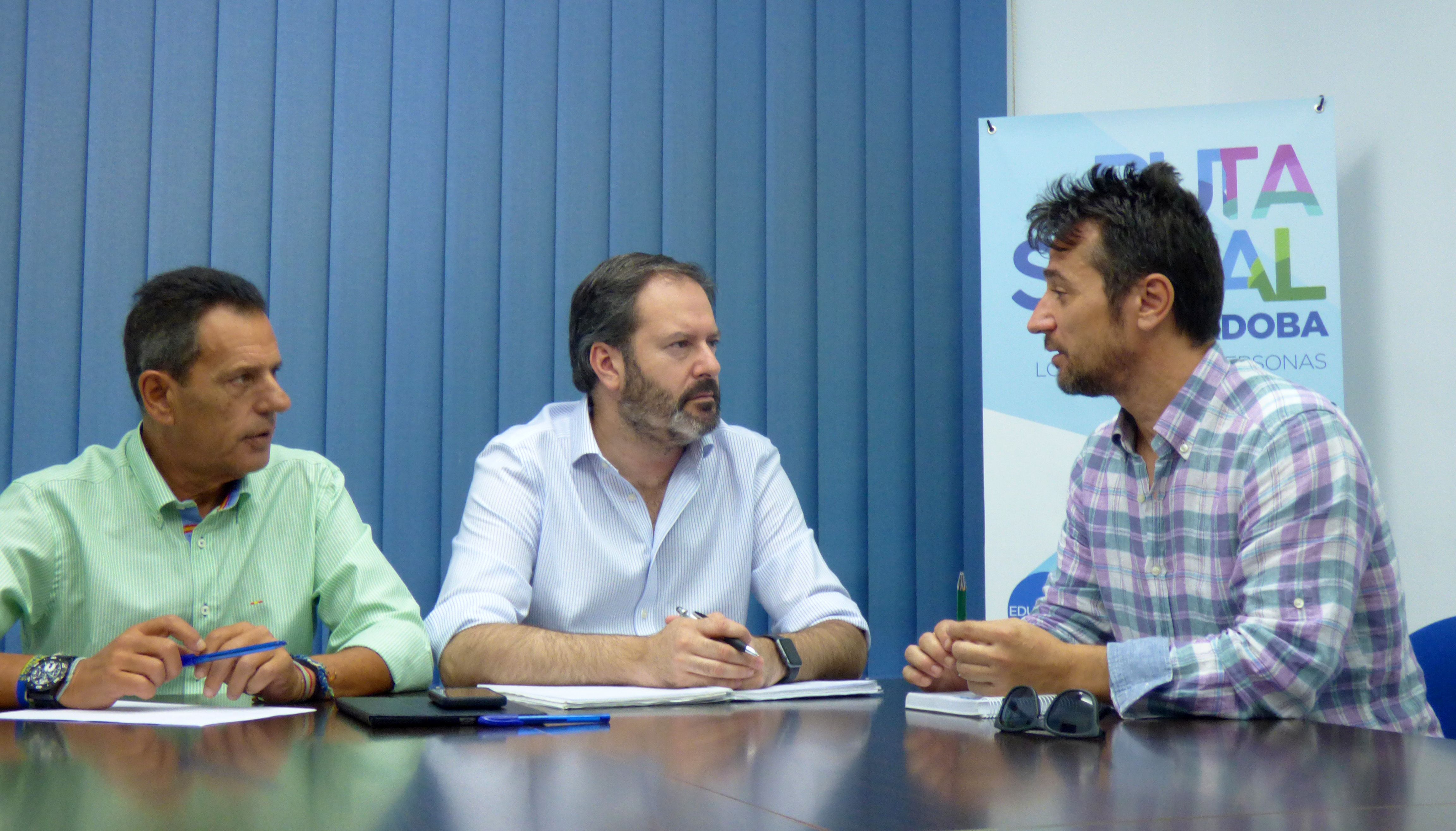 AUGC le traslada al PP en Córdoba las reivindicaciones de los guardias civiles