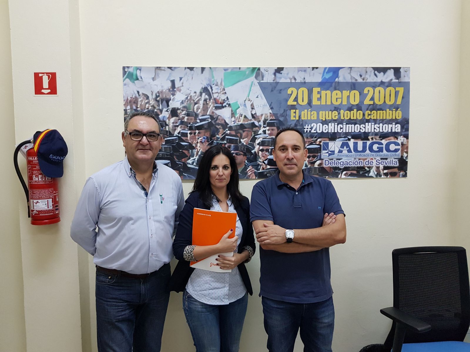 AUGC SEVILLA SE REUNE CON REPRESENTANTES DE CIUDADANOS DE SEVILLA, QUE APOYAN EQUIPARACION SALARIAL