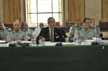 En contra de lo afirmado por el Director General,la cúpula militarista sigue adelante con la reforma de su Régimen Disciplinario