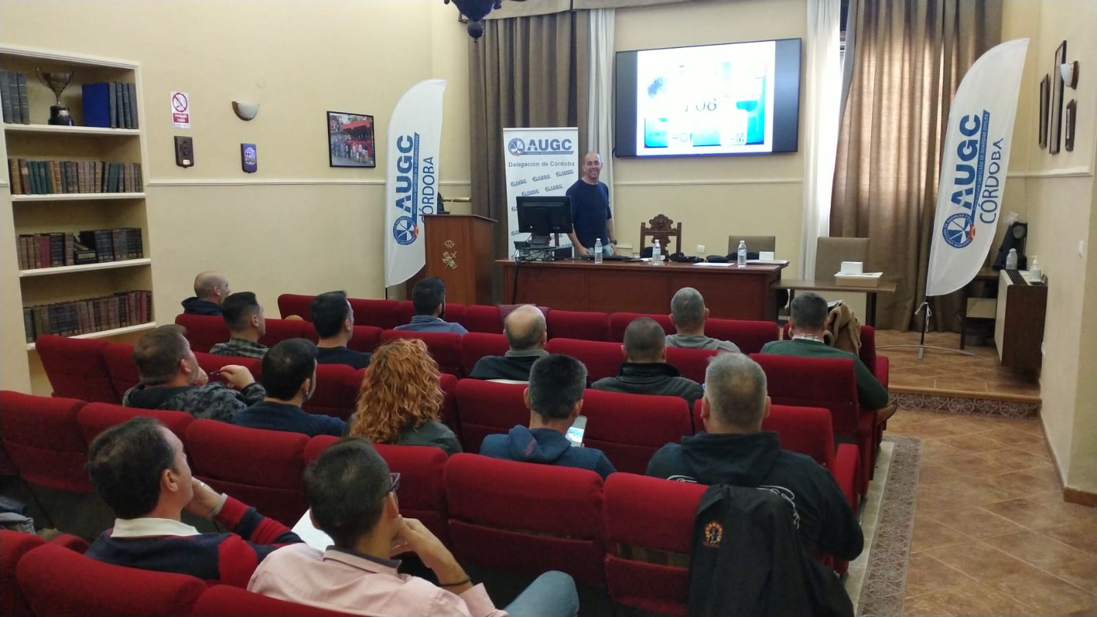 AUGC Córdoba organiza junto al Sindicato Unificado de Policía una jornada de formación para la detección de documentos falsificados