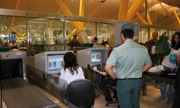 La Guardia Civil celebra el 75 Aniversario del Resguardo Fiscal desmantelándolo en Barajas e incumpliendo los acuerdos firmados con la AEAT