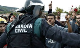 AUGC solicita al Servicio de Prevención la evaluación de la vida útil de los cascos antidisturbios