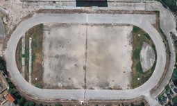 Exámenes sobre piedras: la vergüenza de la pista del Colegio de Guardias Jóvenes