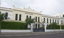 La Guardia Civil cierra la entrada de su comandancia de Córdoba por falta de personal