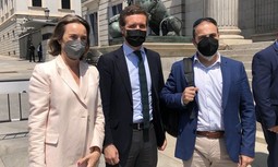 AUGC junto a Pablo Casado, presidente del Partido Popular, en la presentación de la Proposición de Ley Orgánica de Retribuciones de las FCSE
