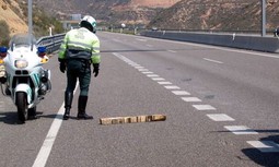 Los guardias civiles, obligados a salir de servicio en solitario