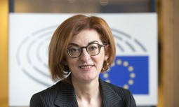 AUGC se reúne con la eurodiputada Maite Pagazaurtundúa