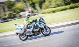 AUGC pide explicaciones por las horas de exceso en Tráfico que no se están abonando