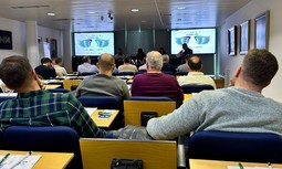 AUGC Murcia participa en la charla para cuerpos policiales sobre estrategias de afrontamiento para situaciones de emergencia