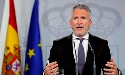 AUGC y el SUP piden explicaciones al Ministro por afirmar que los agentes cuentan con el material de protección necesario