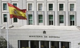 Defensa desafía al Defensor del Pueblo al no contestarle una consulta formulada por AUGC