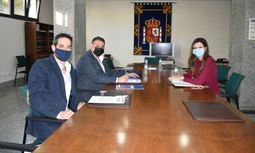 AUGC Melilla se reúne con representantes del Partido Popular y la Delegación de Gobierno de la ciudad autónoma