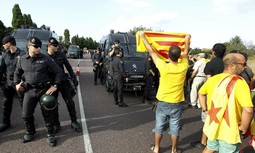 Los agentes del GRS de Sevilla desplazados a Cataluña no perciben el plus económico que sí cobran sus compañeros procedentes de otras zonas