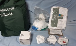 Gran parte del material para la defensa biológica y química de los TEDAX de la Guardia Civil está caducado desde hace años