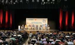 AUGC celebra su 25 aniversario en un acto multitudinario con la asistencia de varios exdirectores generales de la Guardia Civil