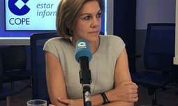 Cospedal afirma que ya hay soldados en las calles españolas, pues la Guardia Civil “es una fuerza militar”