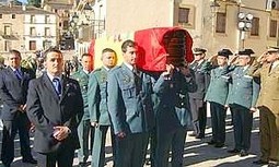 Último adiós al guardia civil que falleció ayer en un accidente de moto