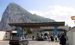 AUGC pide que se extremen los controles y medidas preventivas en las fronteras ante la amenaza de la nueva cepa del Covid