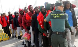 AUGC exige medidas urgentes para abordar la crisis migratoria en Canarias y mejorar las condiciones de trabajo de los guardias civiles