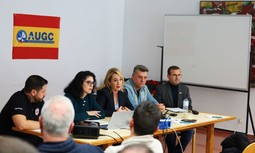 Guardias civiles y policías locales realizan un curso de formación conjunta de Experto en Derecho Penal Operativo