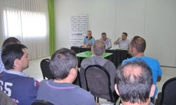 LA COMISION DE SUBOFICIALES DE AUGC CELEBRA UNA ASAMBLEA EN MURCIA