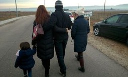 200 compañeros arropan a Sergio en su entrada al penal de Alcalá Meco