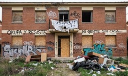 AUGC edita una guía ciudadana contra la ocupación ilegal para suplir la falta de claridad legislativa