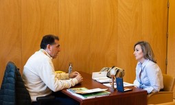 AUGC se reúne con VOX: encuentro con el portavoz nacional de VOX en materia de Inmigración, Interior y Seguridad