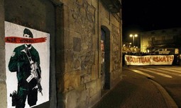 Navarra aprueba su ley de reparación de víctimas policiales, otro intento de reescribir el relato del terror cambiando víctimas por verdugos