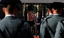 La tramitación de normas queda paralizada por imposición del director de la Guardia Civil