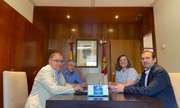 Reunión de AUGC y PSOE mantenida en las Cortes de Castilla-La Mancha