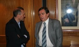 OFENSIVA POLITICA DE AUGC ANTE LA DIRECCION GENERAL