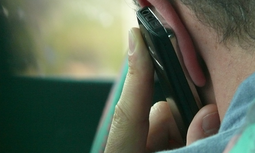 Las asociaciones representativas, en contra de la propuesta de la Dirección General sobre el uso de dispositivos móviles