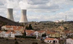 AUGC, preocupada por las condiciones sociolaborales de los GRS que dan seguridad a la Central Nuclear de Trillo