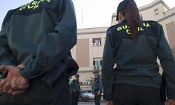 Artículo de opinión de Javier Torrellas: 'Felipe VI y los guardias civiles'