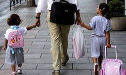 La Dirección General ningunea a los guardias civiles retirados