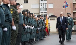 Inmunidad para los investigados en el Cuerpo y palo para los guardias civiles que ejercen sus derechos