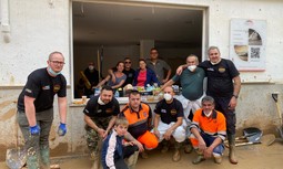 Guardias civiles de Ávila destacan por su labor voluntaria en la DANA de Valencia