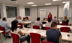 Los afiliados de AUGC Córdoba participan en una jornada formativa sobre el acoso laboral
