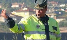 Competir para denunciar