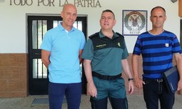 AUGC traslada las inquietudes de los guardias civiles al Jefe del Servicio Cinológico