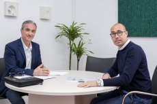 El presidente Óscar Portas recibe a la Asociación Unificada de la Guardia Civil para abordar la situación de los efectivos de seguridad en Formentera.