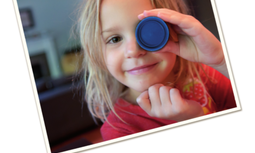 AUGC participa en una campaña solidaria de recogida de tapones de plástico para ayudar a niños con problemas de salud