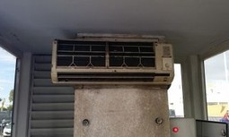 El penoso estado de las garitas del paso fronterizo en Melilla, un nuevo agravio contra los guardias civiles