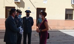 La Directora ignora a las asociaciones, mientras que los guardias civiles deben trabajar en instalaciones plagadas de cucarachas