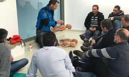 AUGC apuesta por la formación a los guardias civiles, tarea que debería corresponder a la Administración