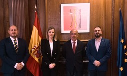 AUGC y los distintos grupos parlamentarios reunidos en el Congreso de los Diputados