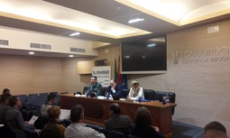 AUGC forma a guardias civiles y policías en Córdoba sobre delitos de odio y discriminación