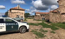 Los partidos políticos regionales presentan en el Senado tres enmiendas para mejorar los salarios de los guardias civiles del medio rural